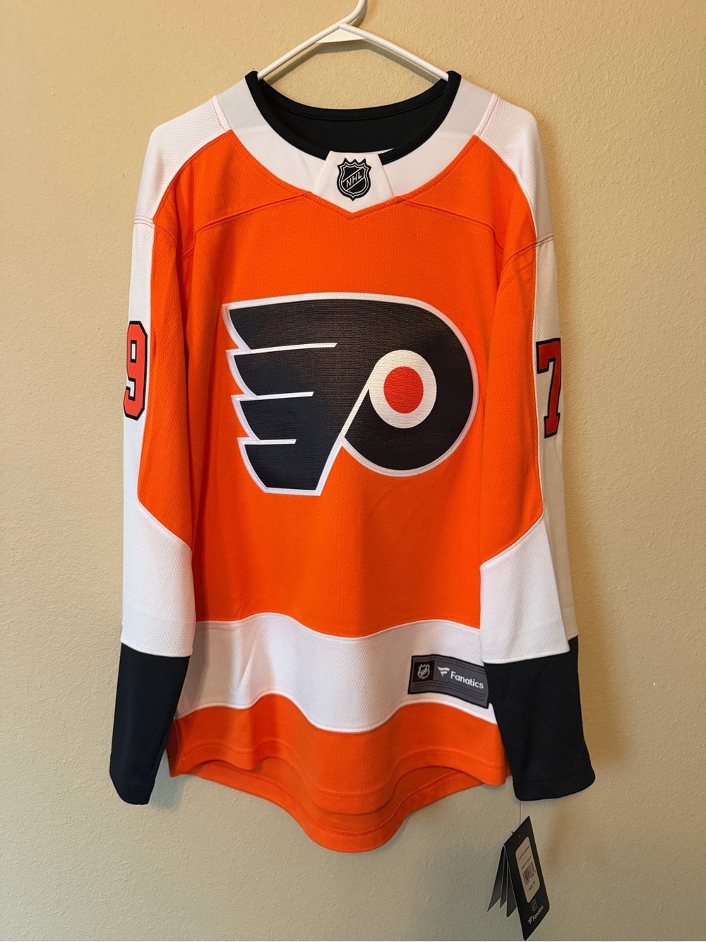 NWT Philadelphia Flyers Carter Hart #79 Fanatics Breakaway Jersey - Men's XS